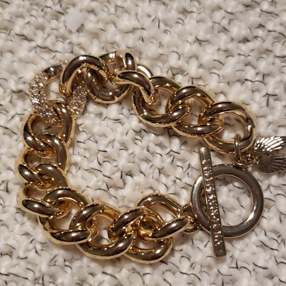 Gold braclet